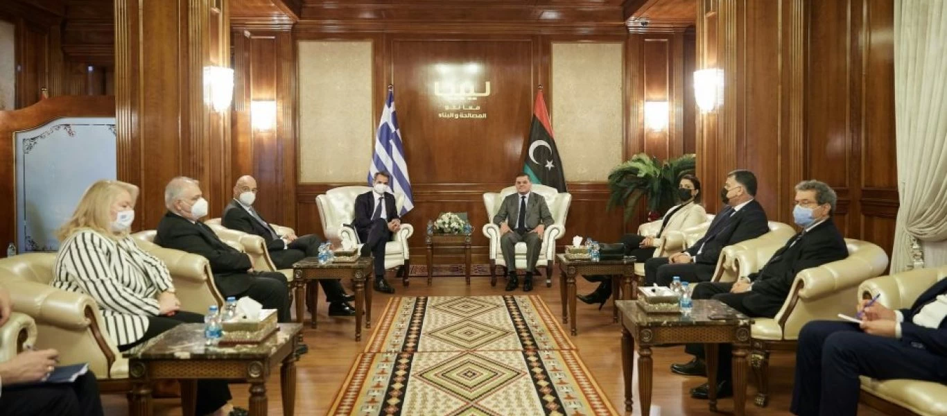 Αφού ανασυγκρότησε την Ελλάδα τώρα η κυβέρνηση θέλει να ανασυγκροτήσει και την Λιβύη - Τι δήλωσε ο Ν.Δένδιας